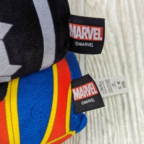 Marvel Set of 2 Cuutopia Black Panther & Captain America Red Plush Toys - Picture 5 of 7
